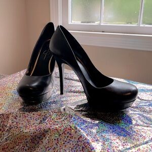 Jessica Simpson heels